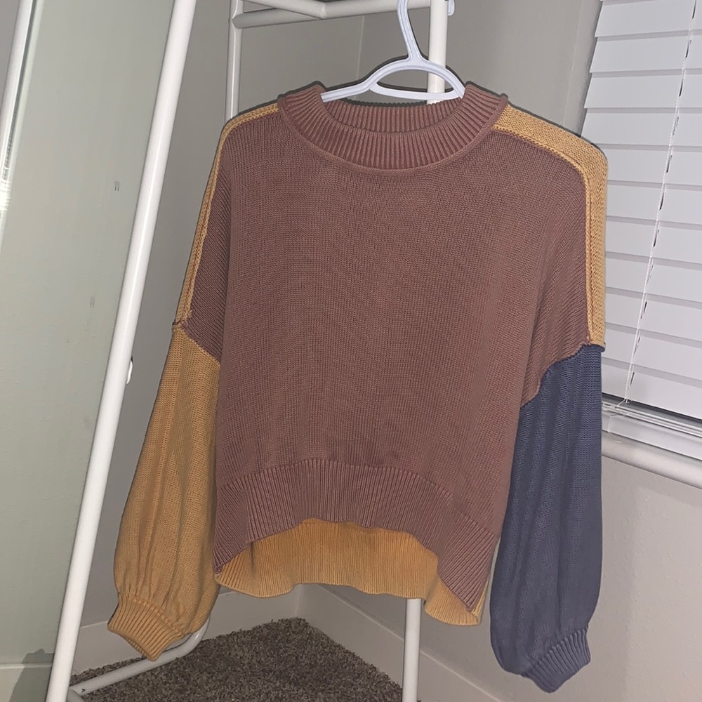 URBAN OUTFITTERS COLORBLOCK SWEATER